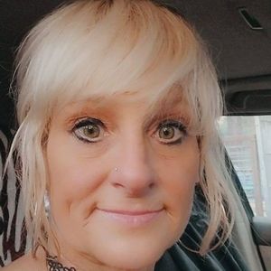 Meet your Posher, Annette